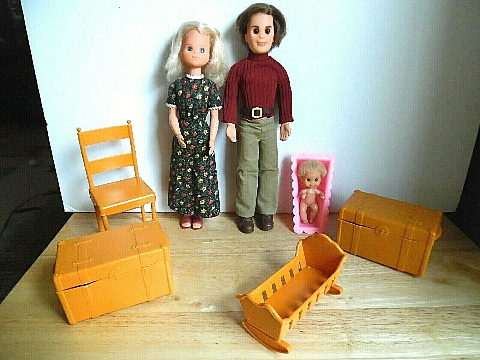 1970's Sunshine Family Of 3 W/outfits, Baby Bath, Brown Chair, (2) Travel Trunks